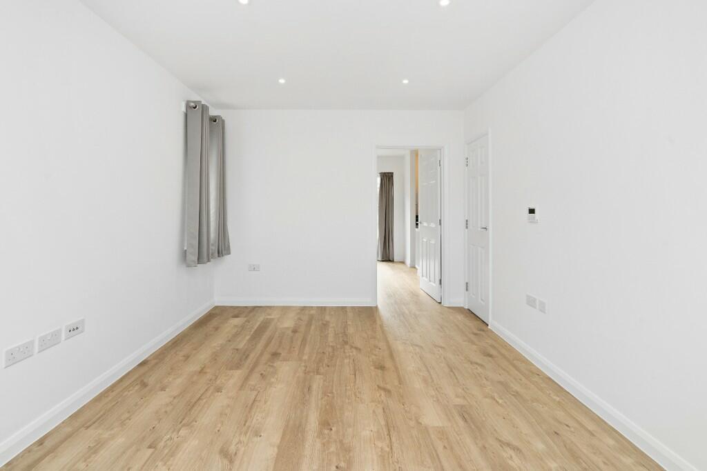 Eredine Crescent, Shenley Wood, Milton Keynes